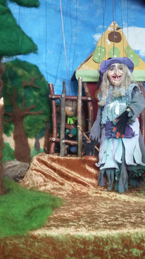 Marionetten Geschichten - die Neunte: Hänsel Und Gretel, Autorin Nicola Braunwarth